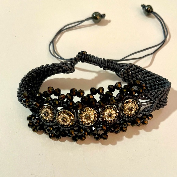 Hand made macrame bracelet with adjustable sliding knots wrist size 7 1/4 inch - Picture 1 of 9